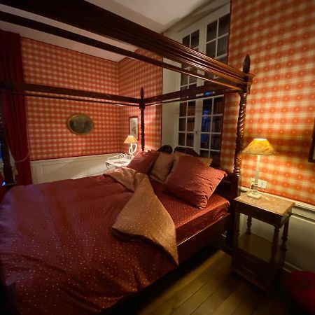 Le Castel Ecossais Bed & Breakfast Senlis  Exterior photo